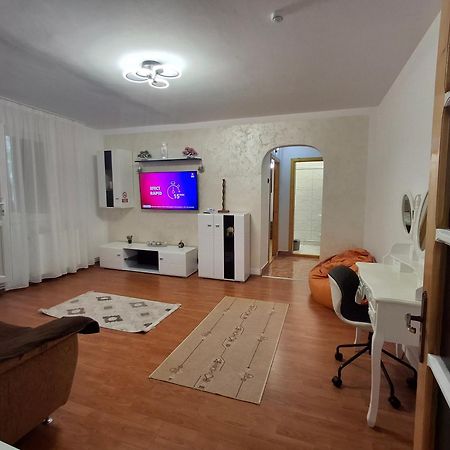 Apartament Alis2011 Buzau Bagian luar foto